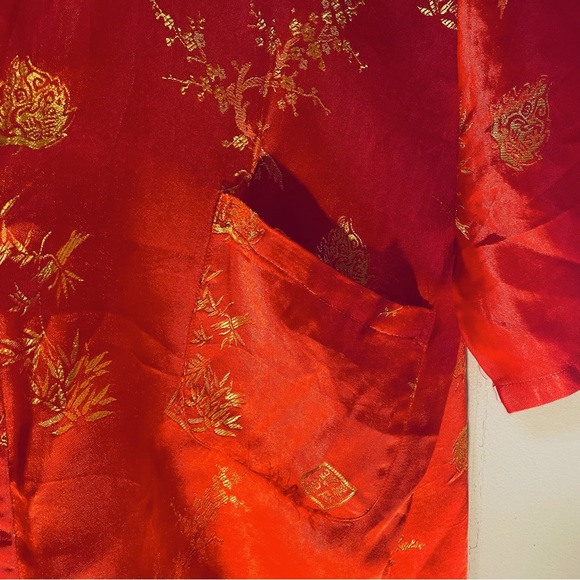 Dragon print Chinese Red Silk Robe - Picture 4 of 9
